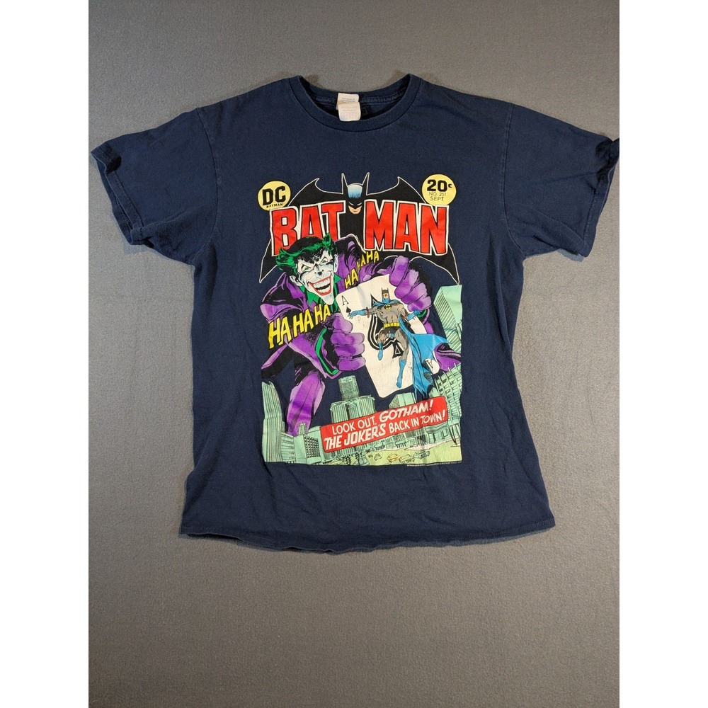 Vtg Y2K Batman‎ T-Shirt  Batman and Joker Retro Sz Medium Comic DC Marvel